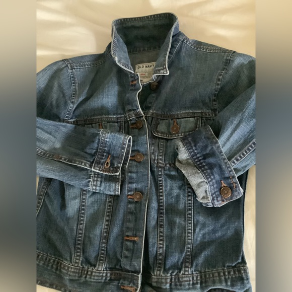 Very cool wash, Vintage Kids Jean Jacket, size S(5-7) Worn for hip hop kid video - Picture 9 of 10